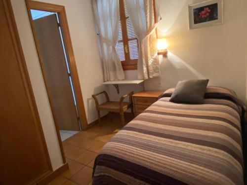 Hotel Lamoga Llavorsi Ngoại thất bức ảnh